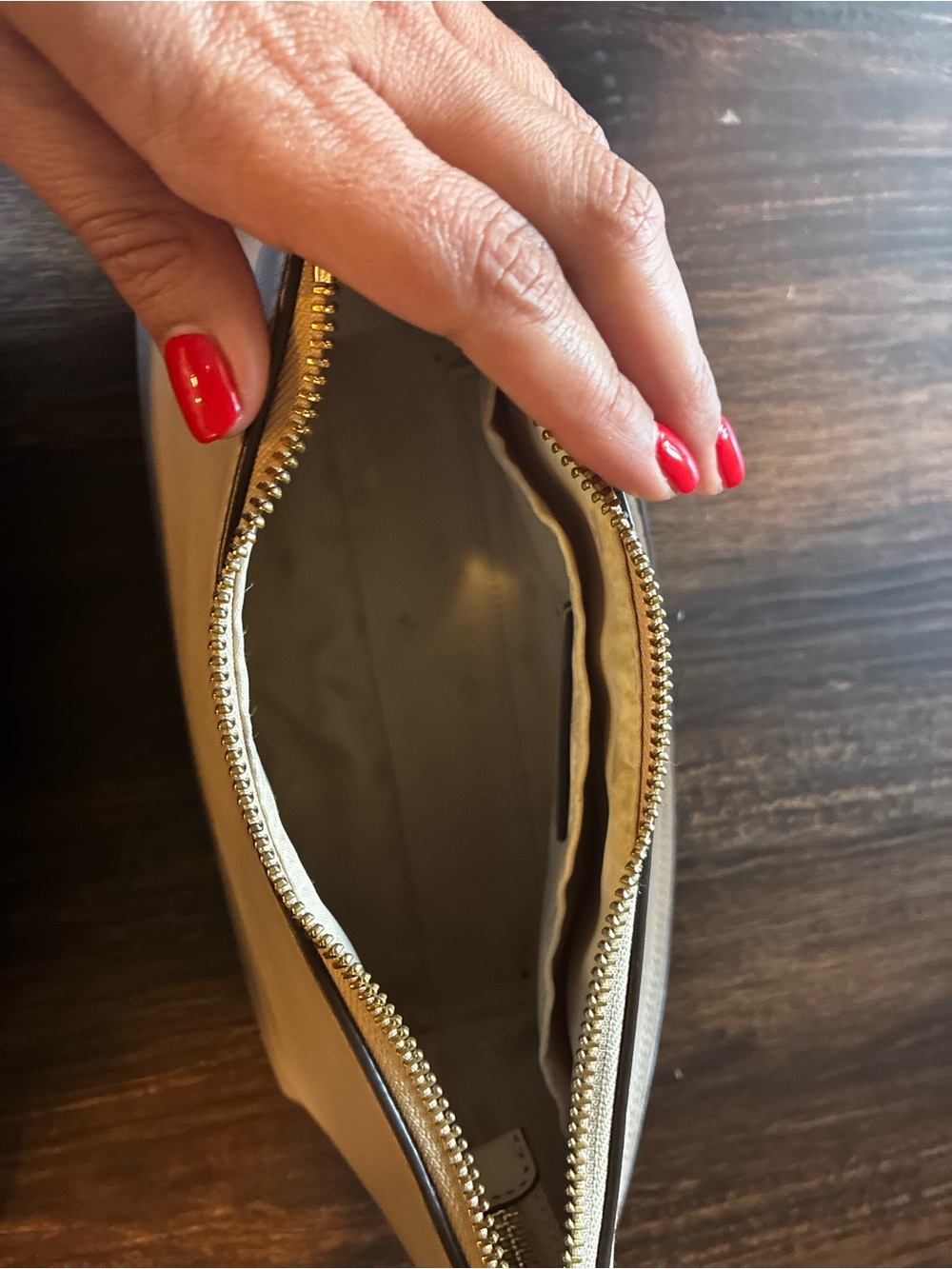 Kate Spade Light Beige Saffiano Shoulder Bag - Picture 11 of 13